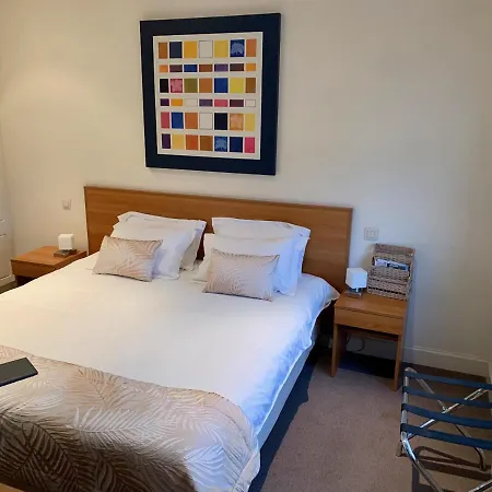 B&B Domaine De La Noiseraie Rhisnes