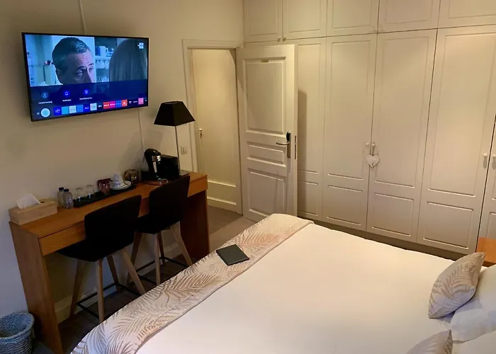 Domaine De La Noiseraie Rhisnes