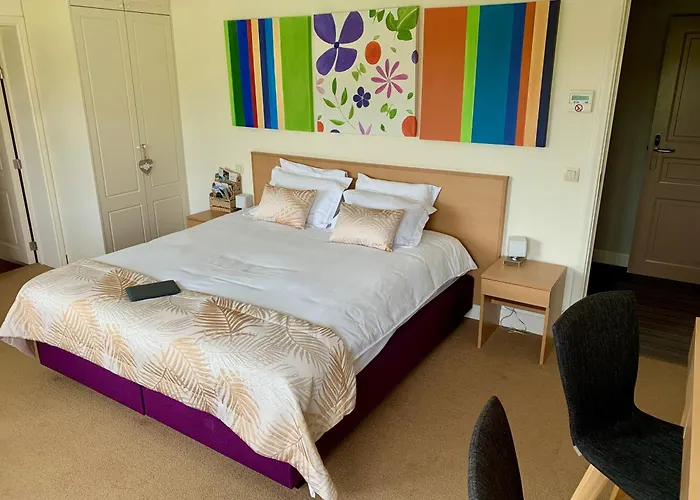 Bed & Breakfast Domaine De La Noiseraie 4*