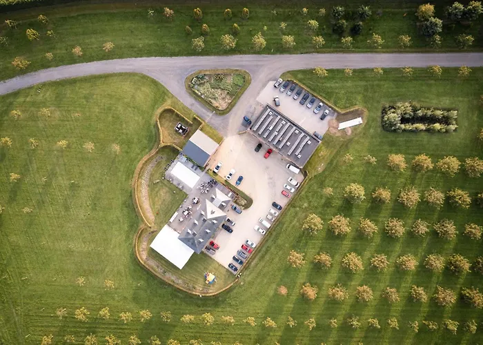 Domaine De La Noiseraie Rhisnes